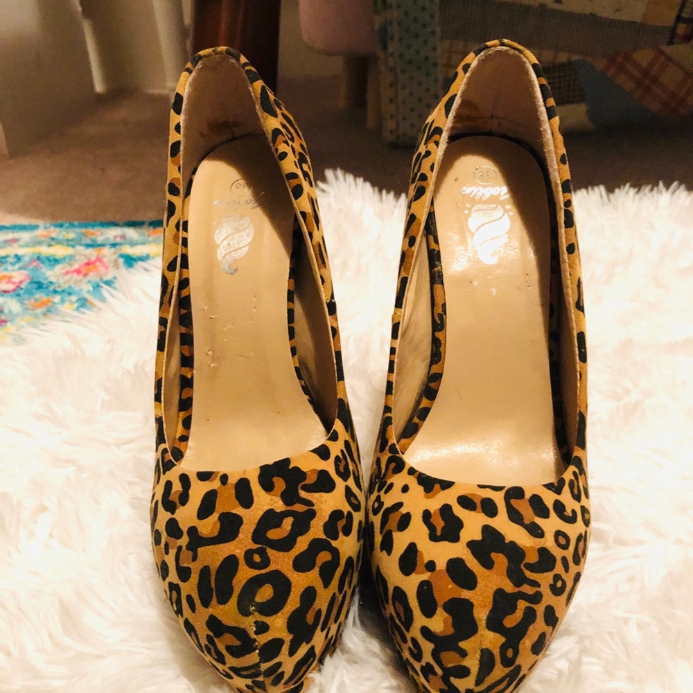 Leopard pumps - Picture 2 of 5
